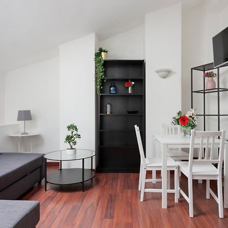 1 Bedroom & 1 Living Room Apt - Duomo 5 Milano Ngoại thất bức ảnh
