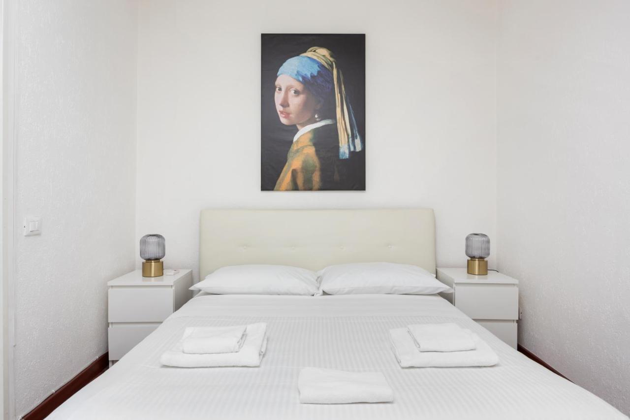 1 Bedroom & 1 Living Room Apt - Duomo 5 Milano Ngoại thất bức ảnh