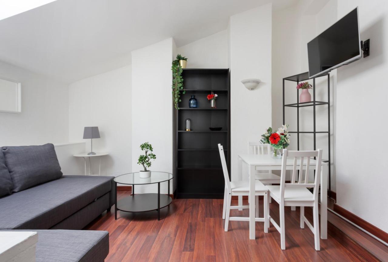 1 Bedroom & 1 Living Room Apt - Duomo 5 Milano Ngoại thất bức ảnh